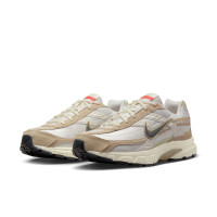 Nike Initiator Sneakers Wit Lichtbruin Beige