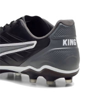 PUMA King Pro Grass/Artificial Grass Football Shoes (MG) Black White Grey