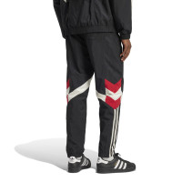 adidas Manchester United Originals Track Trainingsbroek Zwart Wit Rood