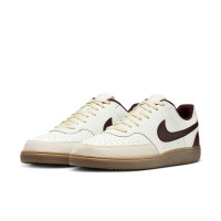 Nike Court Vision Low Sneakers Beige Bordeauxrood Bruin