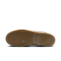 Nike Court Vision Low Sneakers Beige Bordeauxrood Bruin