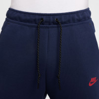Nike Tech Fleece Sportswear Joggingbroek Donkerblauw Rood Zwart