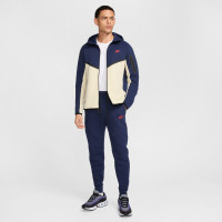 Nike Tech Fleece Sportswear Joggingbroek Donkerblauw Rood Zwart