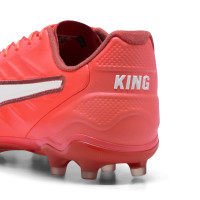 PUMA King Pro Grass/Artificial Grass Football Shoes (MG) Red White
