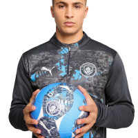 PUMA Manchester City Pre-Match Training sweater 1/4-Zip 2024-2025 Dark Grey Light Blue White