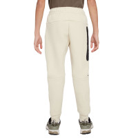 Nike Tech Fleece Sportswear Joggingbroek Kids Gebroken Wit Zwart