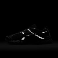 Nike V5 RNR Sneakers Zwart