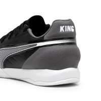 PUMA King Match Zaalvoetbalschoenen (IN) Zwart Wit Grijs