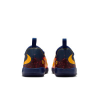 Nike Phantom 6 Low Haaland Academy Zaalvoetbalschoenen (IN) Kids Donkerblauw Oranje Geel Rood