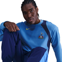 Nike Tottenham Hotspur Total 90 Crew Trainingstrui 2025-2026 Blauw Donkerblauw Felgeel