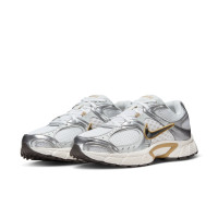 Nike V5 RNR Sneakers Wit Grijs Beige