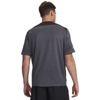 Under Armour Tech Utility Trainingsshirt Donkergrijs Zwart Rood