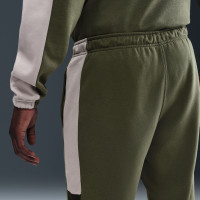 Nike Club Fleece Trainingspak Hooded Olijfgroen Grijs Groenbruin Wit