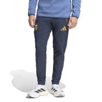 adidas Argentinië Tiro Travel Crew Trainingspak 2026-2028 Blauw Donkerblauw Goud