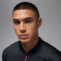 Nike Paris Saint-Germain x Jordan 4e Tenue 2025-2026