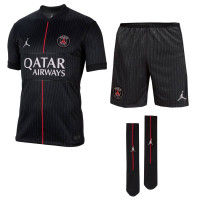 Nike Paris Saint-Germain x Jordan 4e Tenue 2025-2026