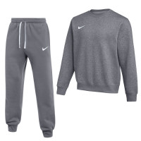 Combinaison de jogging Nike Park 26 en polaire gris foncé et blanc
