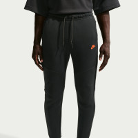 Nike Tech Fleece Sportswear Joggingbroek Zwart Felrood