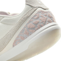 Nike Jordan Tiempo Streetgato SE Street Football Boots Beige Silver Bright Red