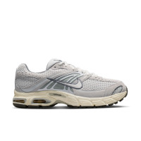 Nike Air Max Moto 2K Sneakers Grijs Zilvergrijs Coconut Milk Summit White