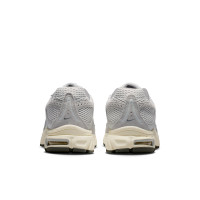 Nike Air Max Moto 2K Sneakers Grijs Zilvergrijs Coconut Milk Summit White