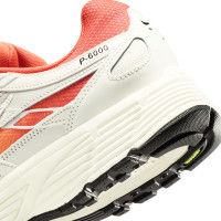 Nike P-6000 Sneakers Gebroken Wit Oranje Geel Zwart