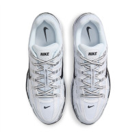 Nike P-6000 Sneakers Wit Metallic Silver Zwart
