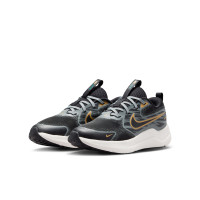 Nike Cosmic Runner Hardloopschoenen Zwart Zilvergrijs Goud