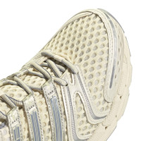 adidas Adistar Control 5 Sneakers Cloud White Halo Silver Orange