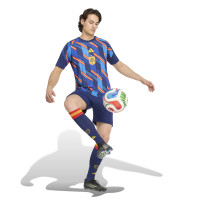 adidas Spanje Pre-Match Trainingsshirt 2026-2028 Donkerblauw Blauw Rood Oranje
