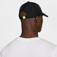 Nike Dri-FIT Club Pet Metallic Swoosh Zwart Goud