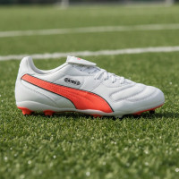 PUMA King Liga Gras / Kunstgras Voetbalschoenen (MG) Wit Oranje Zwart