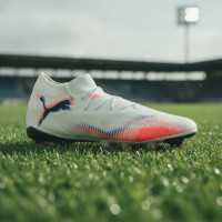 PUMA Future 8 Match Gras / Kunstgras Voetbalschoenen (MG) Wit Felrood Blauw