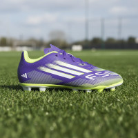 adidas F50 Club Gras / Kunstgras Voetbalschoenen (MG) Kids Paars Wit Neongeel