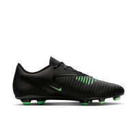 Nike Phantom 6 Low Club Grass/Artificial Grass Football Boots (MG) Black Bright Green