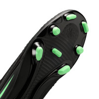 Nike Phantom 6 Low Club Grass/Artificial Grass Football Boots (MG) Black Bright Green