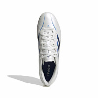 adidas Copa Pure IV Club Gras / Kunstgras Voetbalschoenen (MG) Wit Blauw Donkerblauw