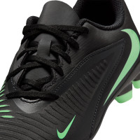 Nike Phantom 6 Low Club Grass/Artificial Grass Football Boots (MG) Kids Black Bright Green