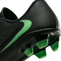 Nike Phantom 6 Low Club Grass/Artificial Grass Football Boots (MG) Toddlers Black Bright Green