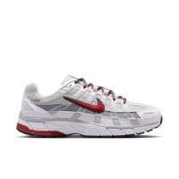 Nike Sneakers P-6000 Wit Rood Platinum Donkergrijs