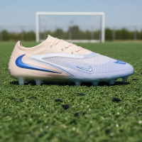 Nike Phantom 6 Low LV8 Elite Kunstgras Voetbalschoenen (AG) Gebroken Wit Lichtblauw Blauw