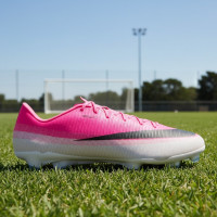 Nike Mercurial Vapor 17 Academy Grass/Artificial Grass Football Boots (MG) Hot Pink White Black