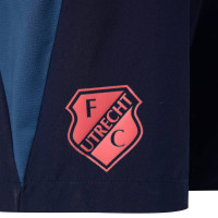 Castore FC Utrecht Trainingsset 2026-2027 Kids Lichtrood Donkerblauw Blauw