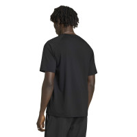 adidas Tech Trefoil Essential T-Shirt Zwart Zilver