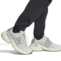 adidas Tech Essential Woven Trainingspak Zwart Zilver