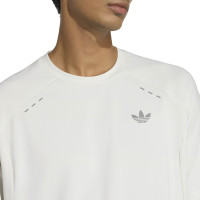 adidas Tech Trefoil Essential T-Shirt Lichtgrijs Zilver