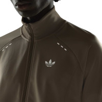 adidas Tech Essential Trainingspak Lichtbruin Zilver