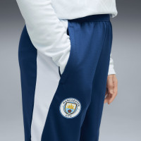 PUMA Manchester City Trainingsbroek 2026-2027 Kids Donkerblauw Lichtblauw