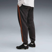 PUMA Galatasaray SK KING Anthem Trainingsbroek 2026-2027 Donkergrijs Oranje