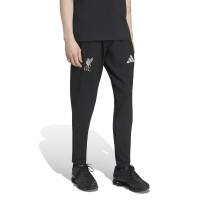 Pantalon d'entraînement adidas Liverpool Tiro Travel 2026-2027 noir et blanc